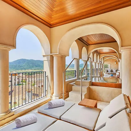 Cap Vermell Grand