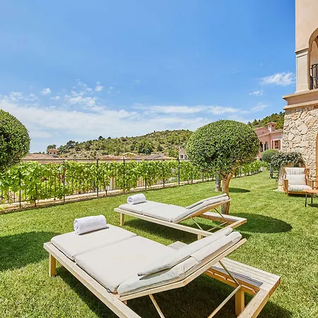 Hotel Cap Vermell Grand